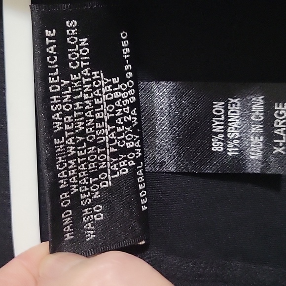 Christine Alexander Swarovski Embellished Black Jacket XL Rhinestone Zip Front - Picture 9 of 9